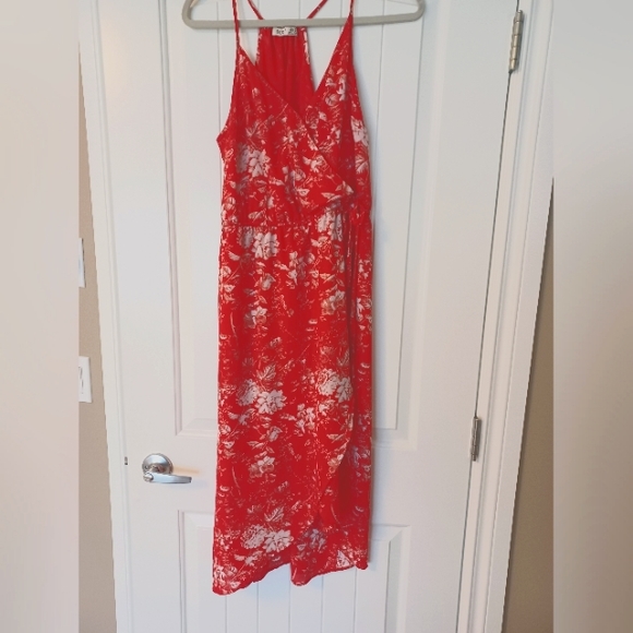 Dex Halter Dress - Size M - Picture 1 of 7